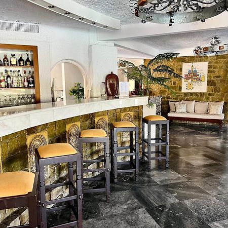 Karteros Hotel ภายนอก รูปภาพ