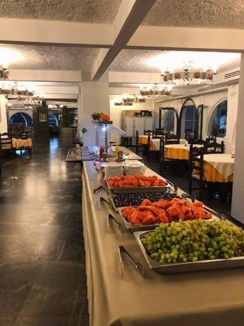 Karteros Hotel ภายนอก รูปภาพ