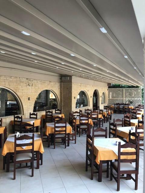 Karteros Hotel ภายนอก รูปภาพ